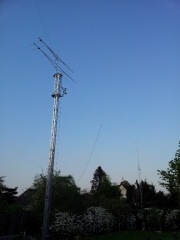 Abspannung der Stromsummenantenne am Hummel-Mast